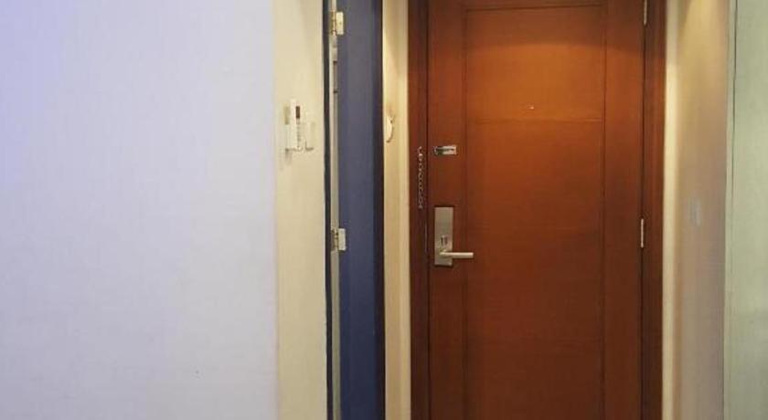 Kharisma Hotel Madiun Exteriör bild